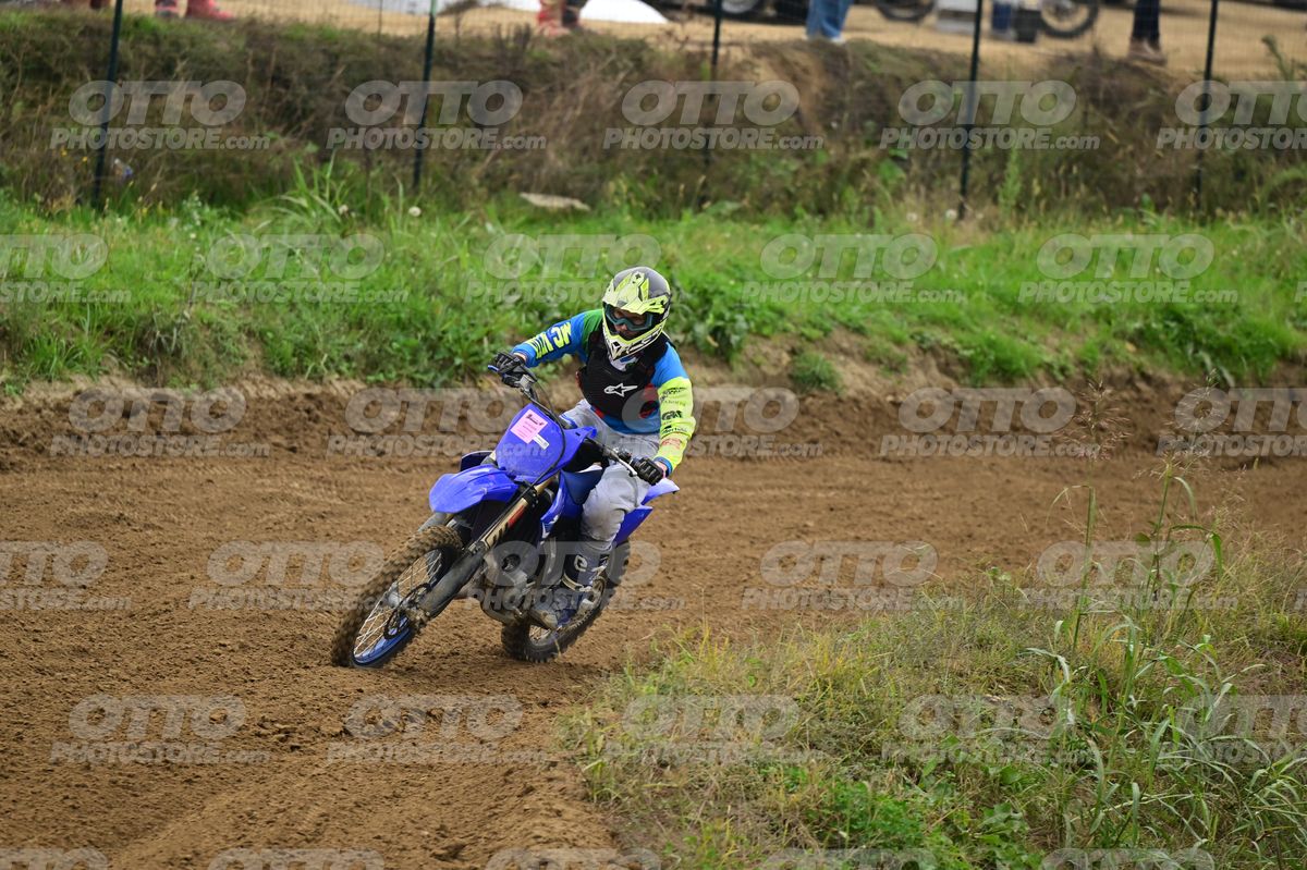 0 YAMAHA YELLOWSUITE · DSH_0983