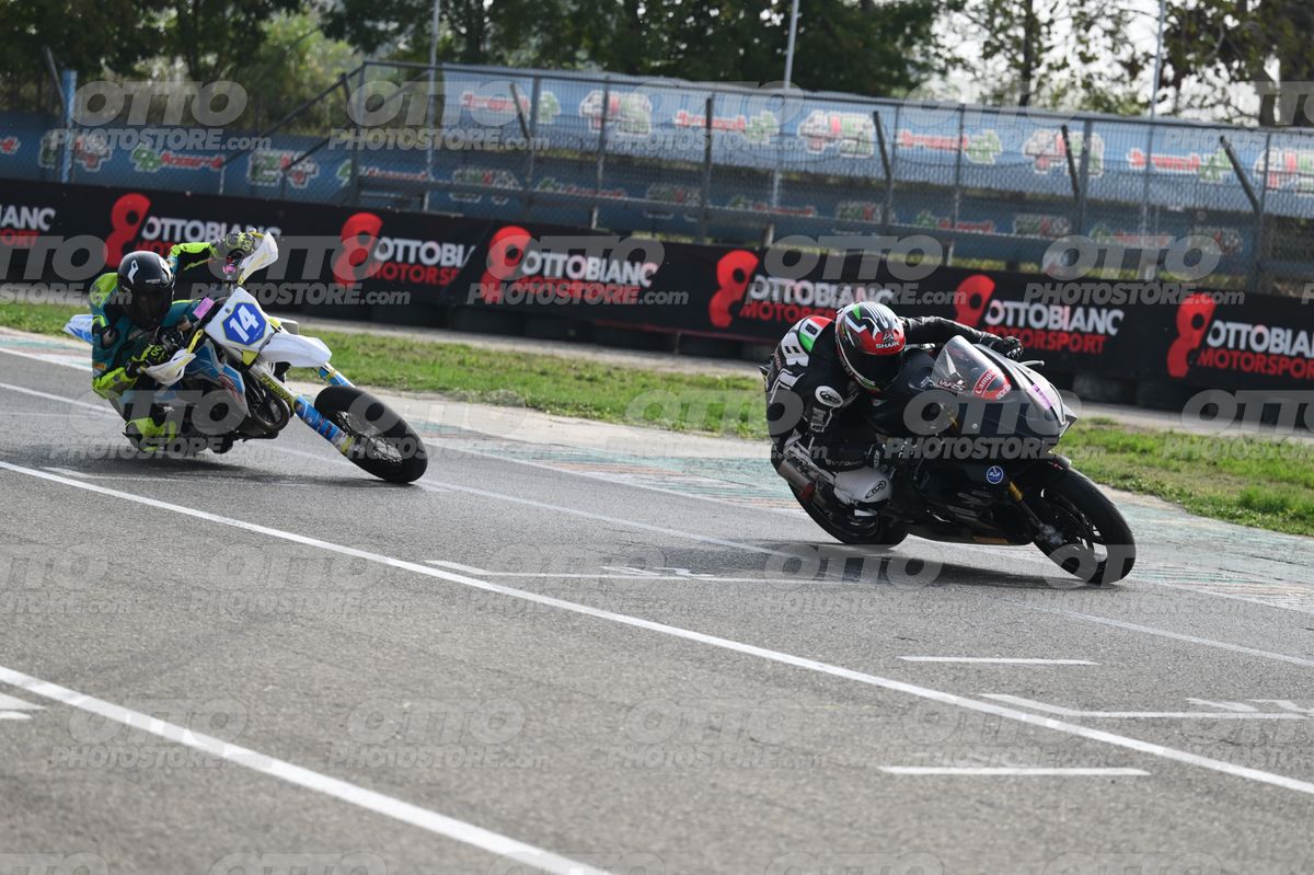 SUPERMOTO 68 · DSH_0997