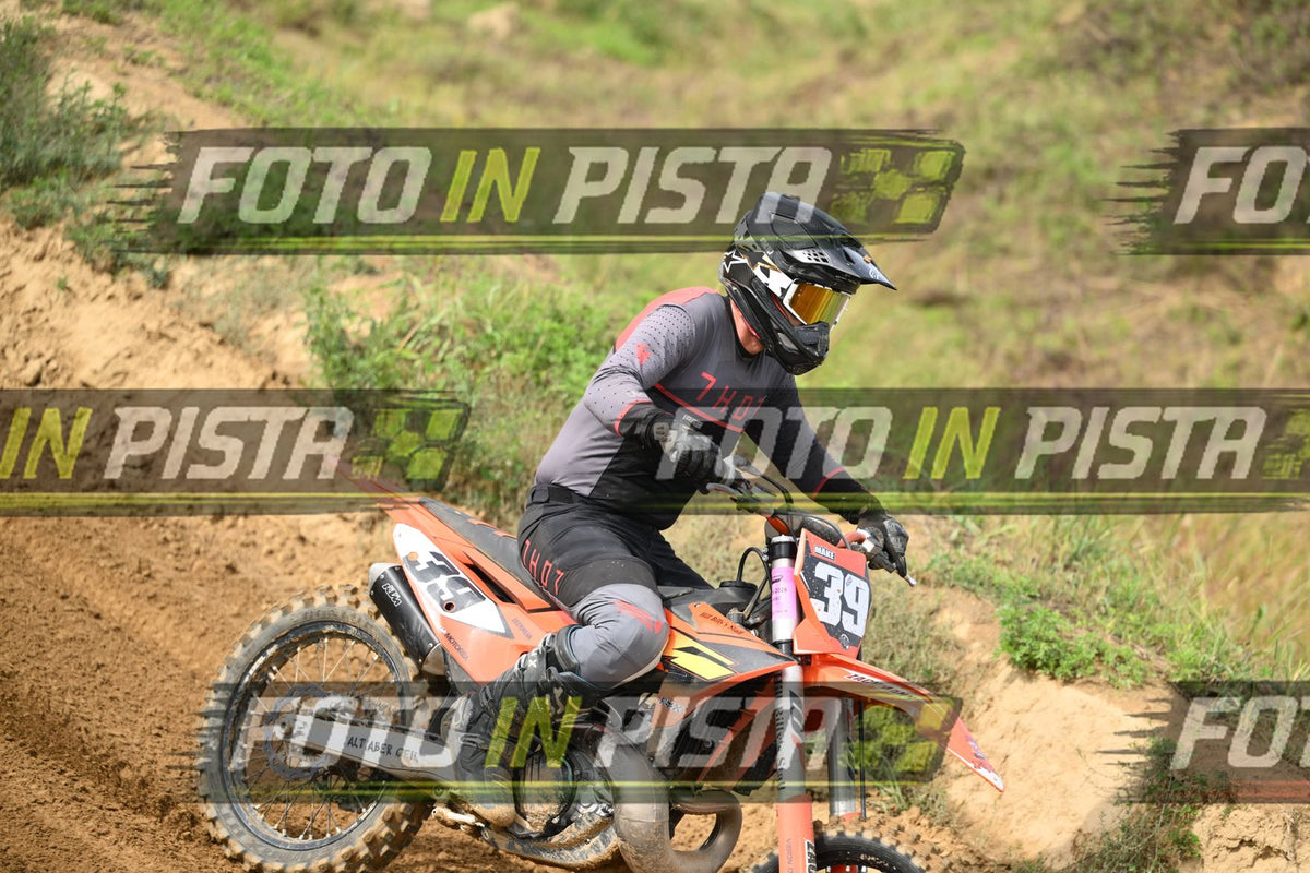 39 · DSH_1011