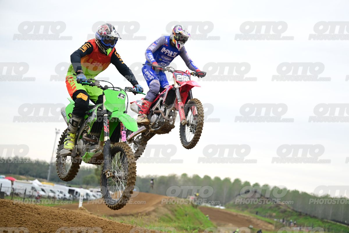 0 - KAWA GREEN RED - BLACK FLUO YELLOW SUITE (WHITE BLACK HELMET) · DSH_1023