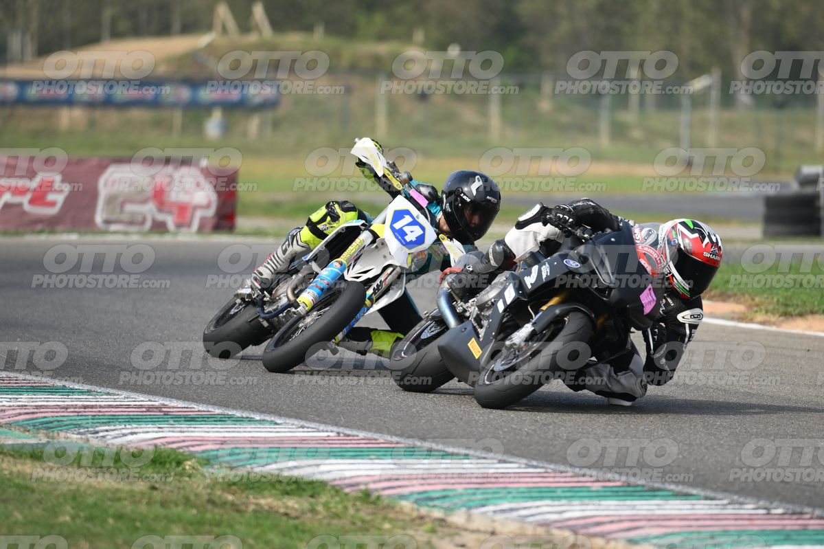SUPERMOTO 14 · DSH_1033