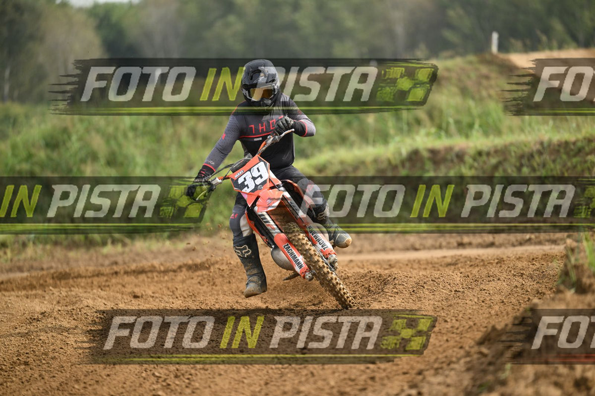 39 · DSH_1038
