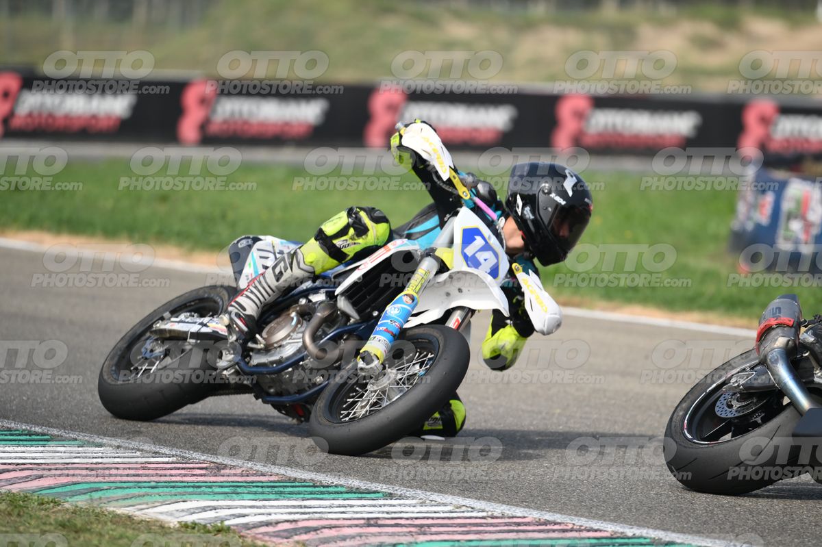 SUPERMOTO 14 · DSH_1038