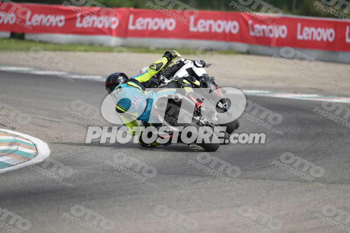 SUPERMOTO 14 · DSH_1044