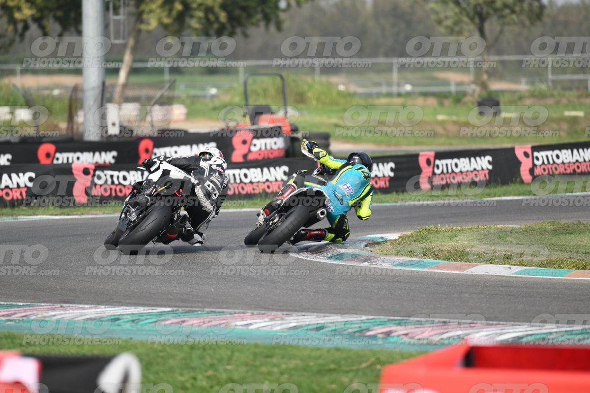 SUPERMOTO 14 · DSH_1075