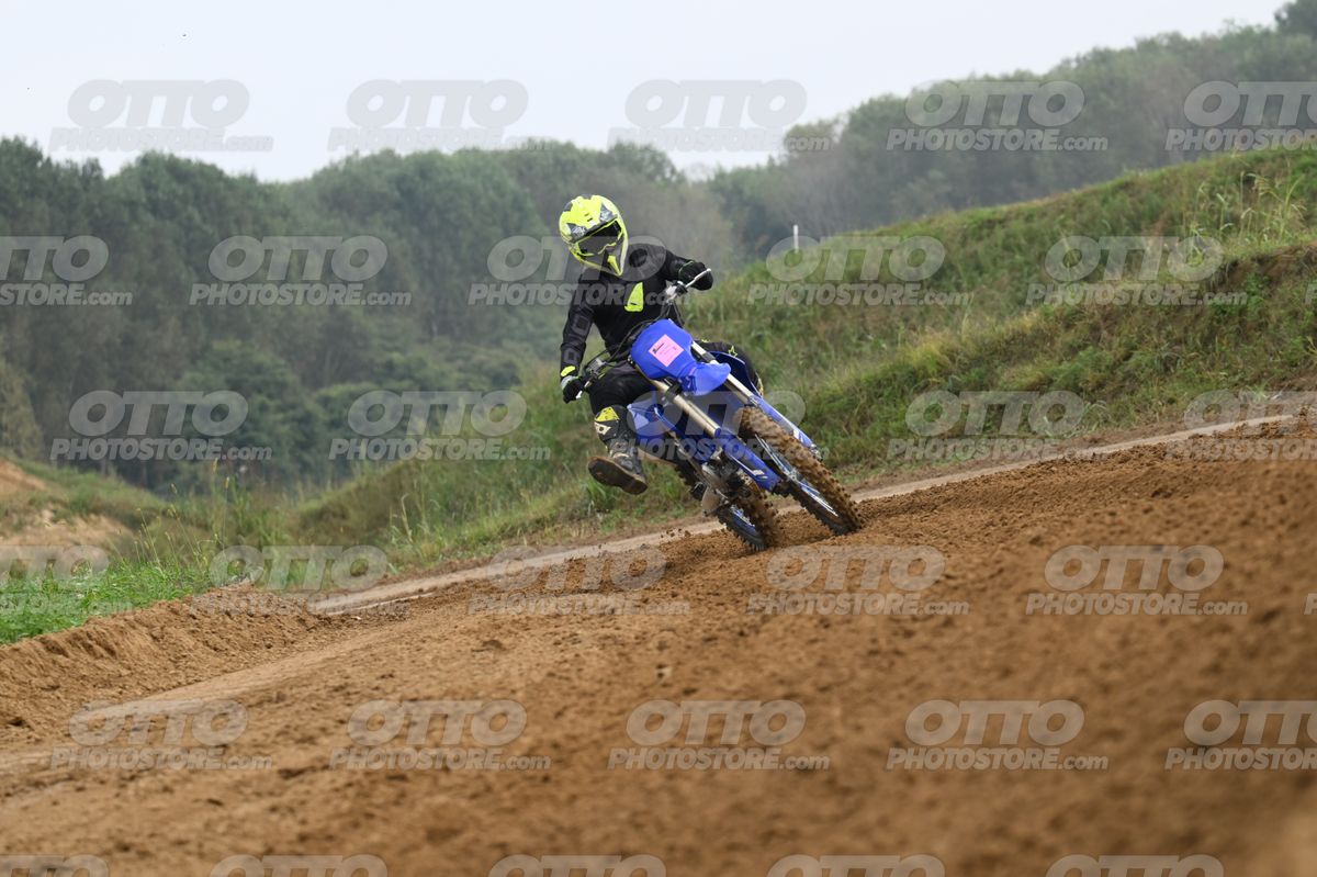 YAMAHA YZ -45F blue - Yellow Helmet · DSH_1088