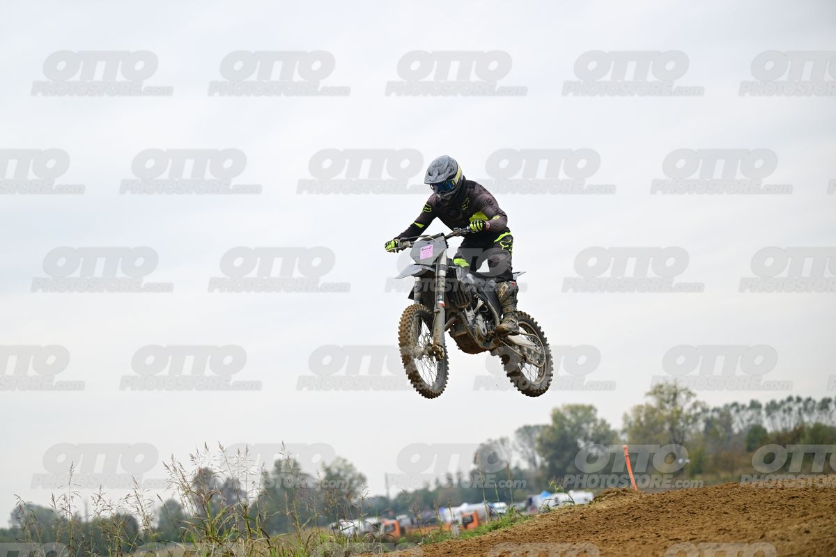 0 - KTM BLACK WHITE - BLACK FLUO YELLOW SUITE (GREY YELLOW HELMET) · DSH_1106