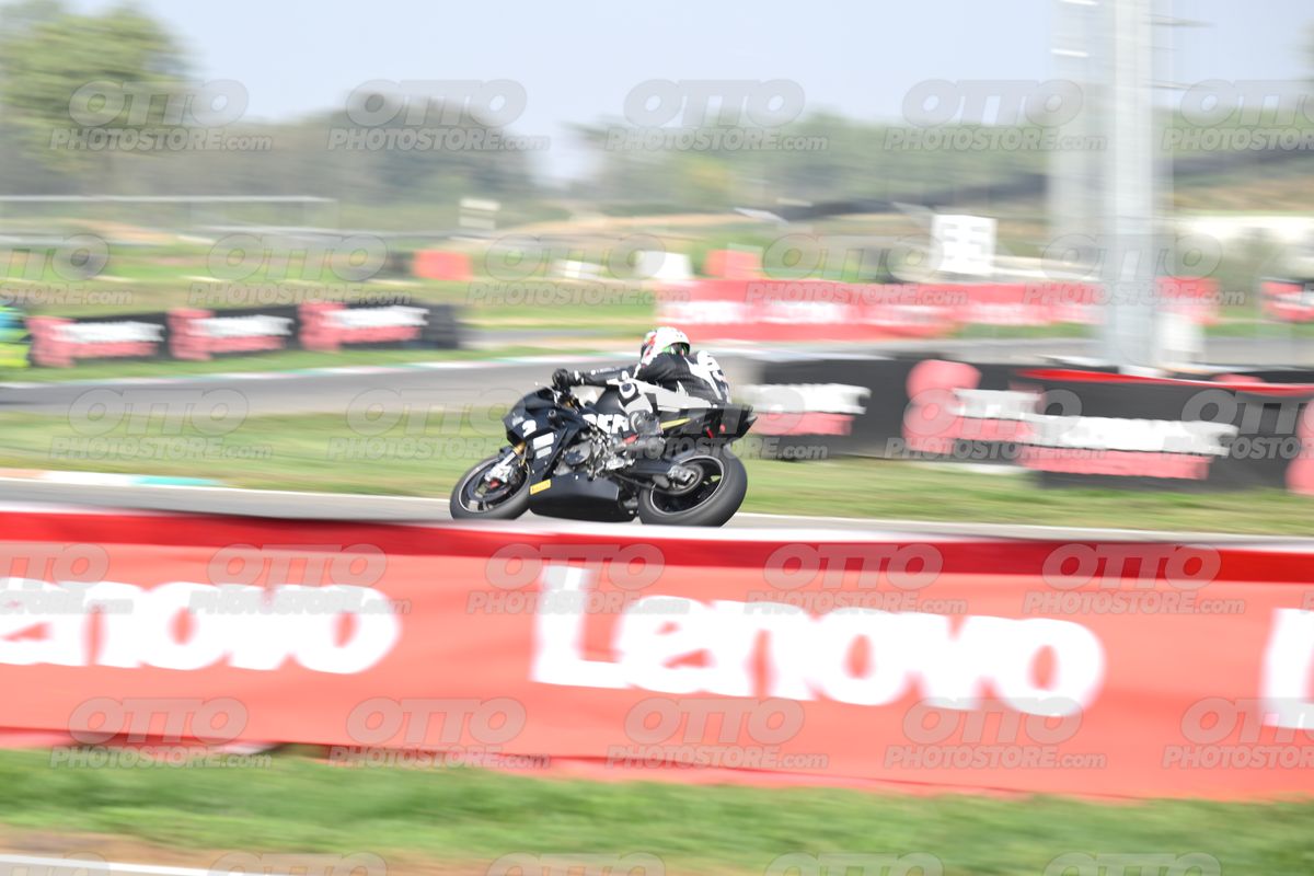 SUPERMOTO 68 · DSH_1113