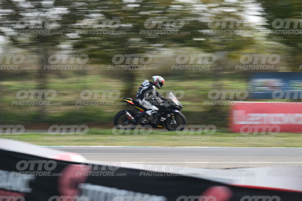 SUPERMOTO 68 · DSH_1117