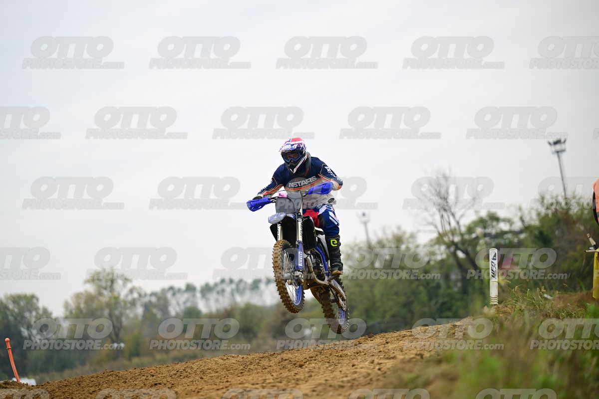 0 - YAMAHA WHITE BLACK - WHITE RED SUITE (WHITE RED HELMET) · DSH_1119