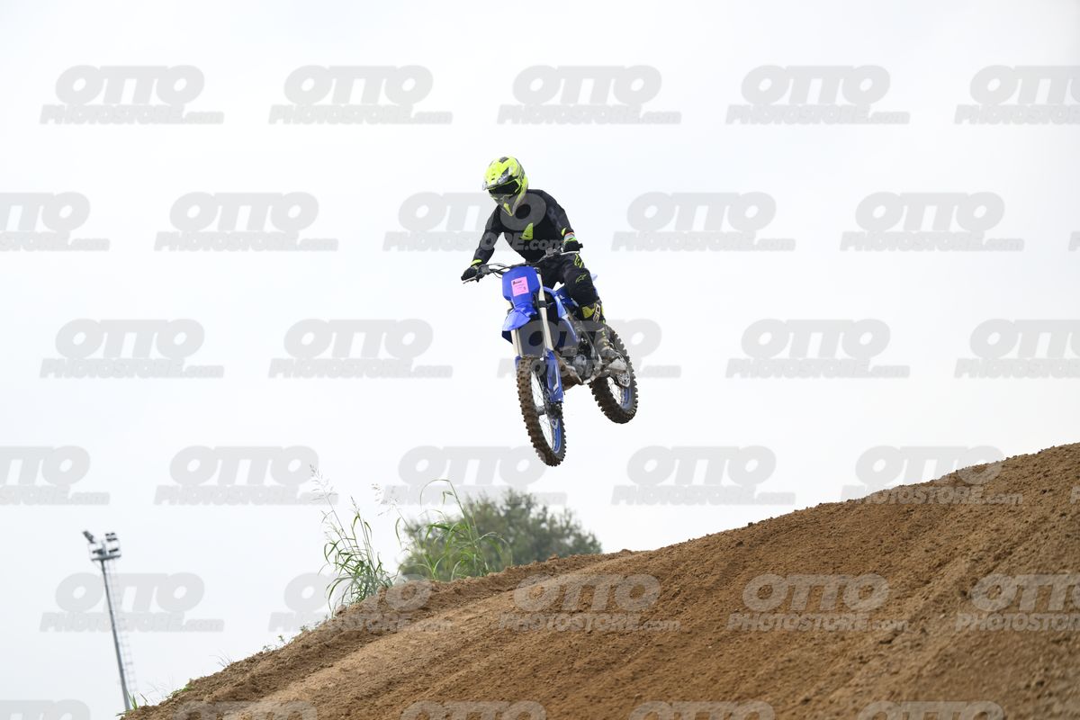 YAMAHA YZ -45F blue - Yellow Helmet · DSH_1121