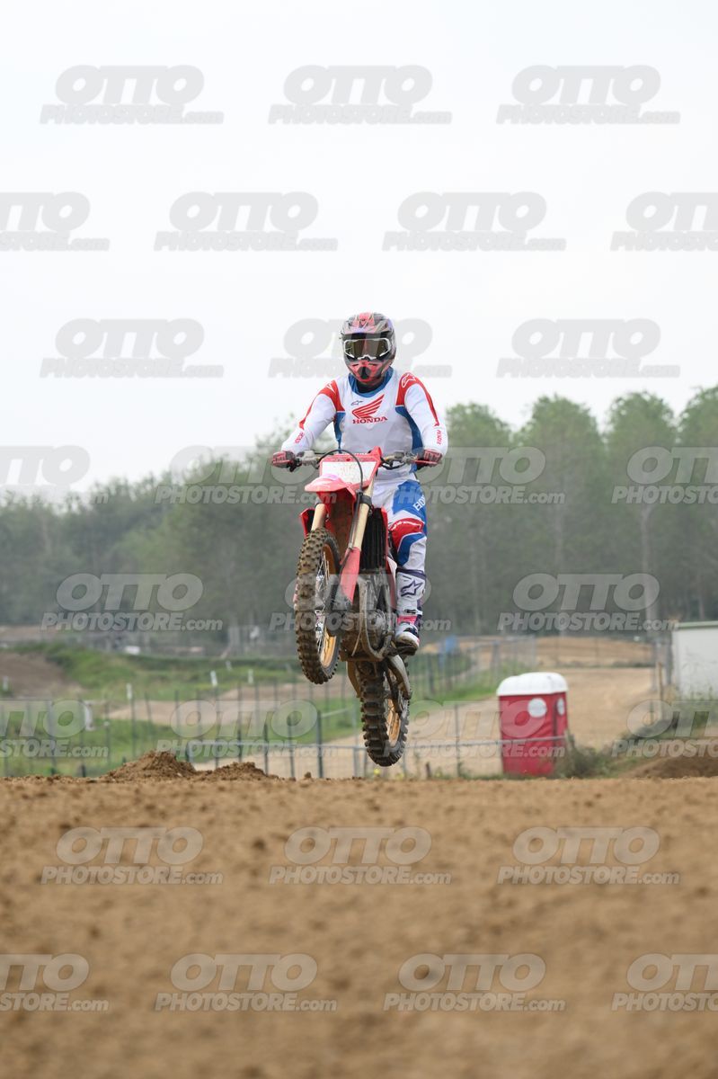 HONDA CRF - White Red Blue Honda Suite · DSH_1151