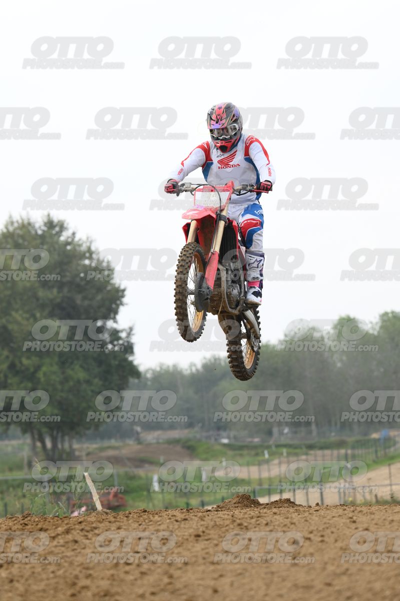 HONDA CRF - White Red Blue Honda Suite · DSH_1153