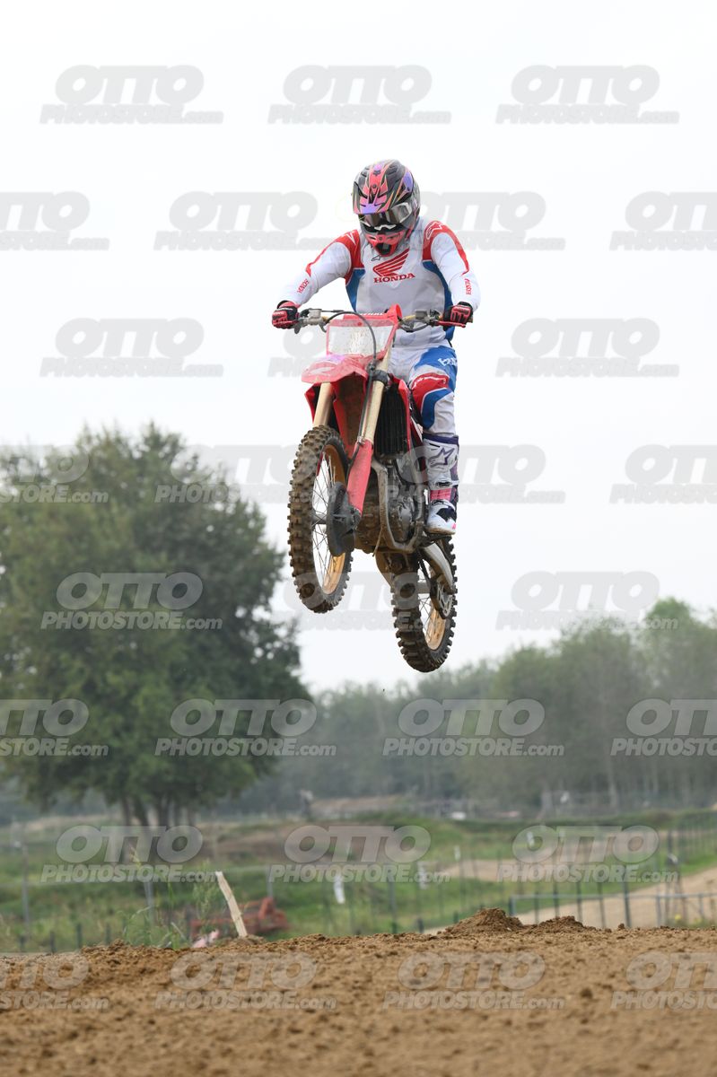 HONDA CRF - White Red Blue Honda Suite · DSH_1154