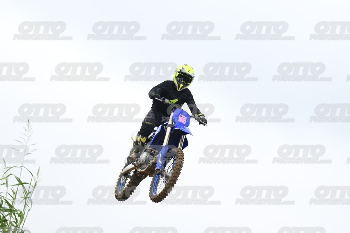 YAMAHA YZ -45F blue - Yellow Helmet · DSH_1177