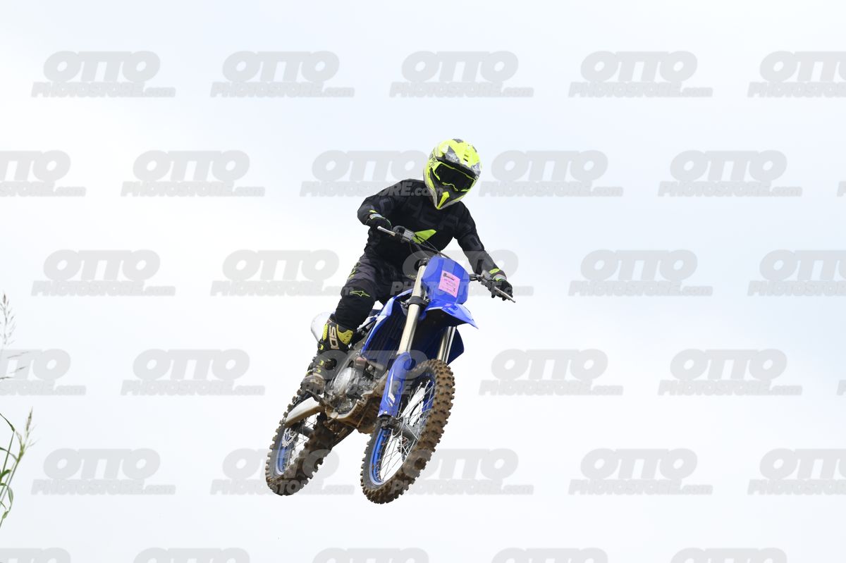 YAMAHA YZ -45F blue - Yellow Helmet · DSH_1178