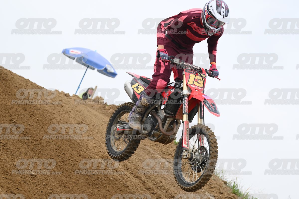 13 · DSH_1196