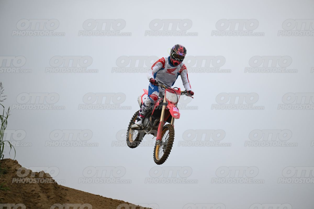 HONDA CRF - White Red Blue Honda Suite · DSH_1197