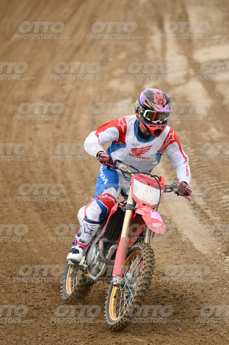 HONDA CRF - White Red Blue Honda Suite · DSH_1257