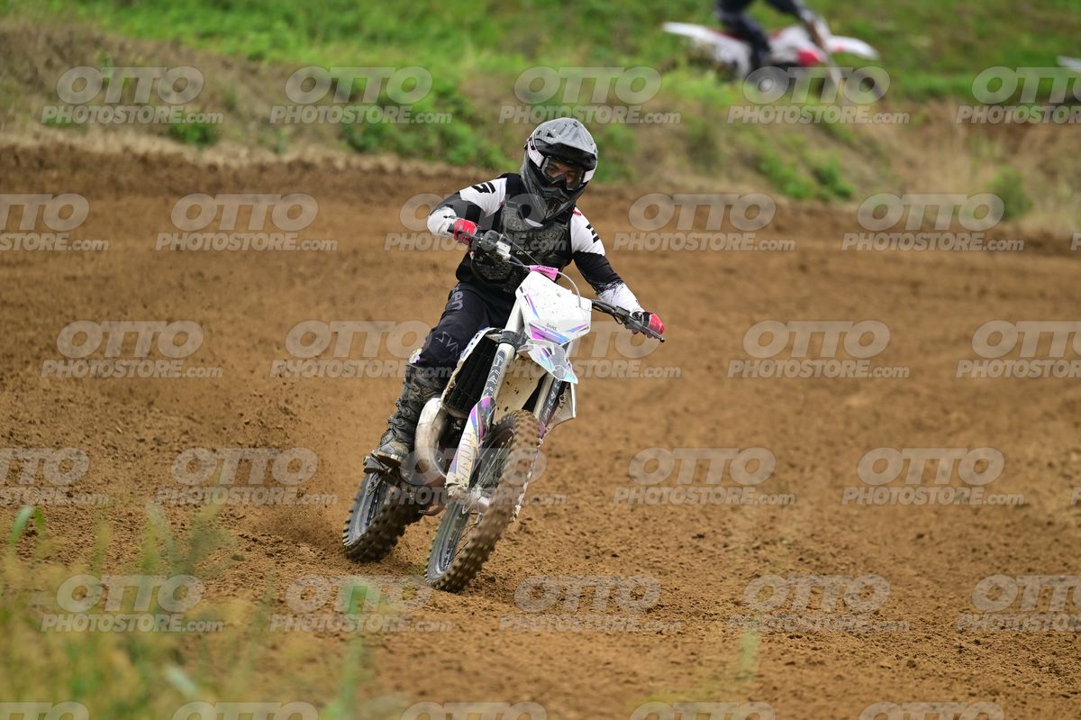 0 - HONDA WHITE PURPLE - WHITE BLACK SUITE (WHITE BLACK HELMET) · DSH_1259