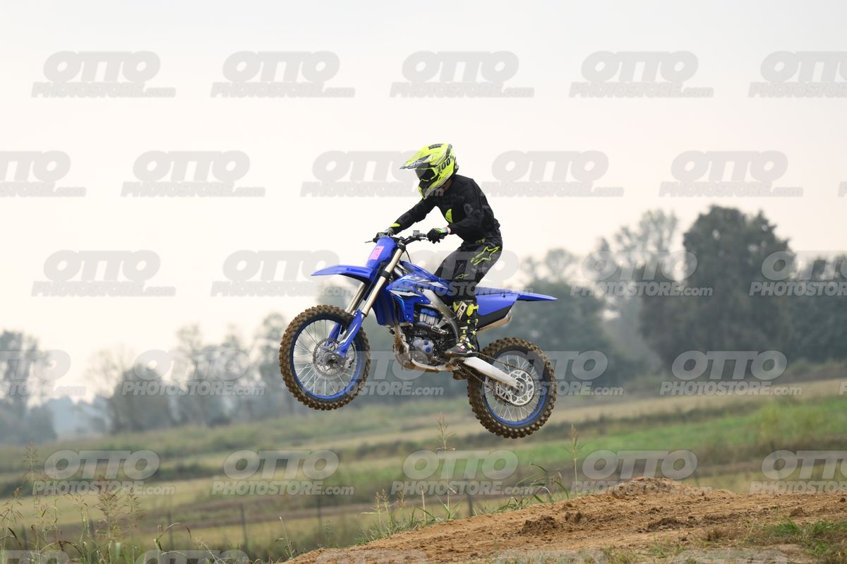 YAMAHA YZ -45F blue - Yellow Helmet · DSH_1442