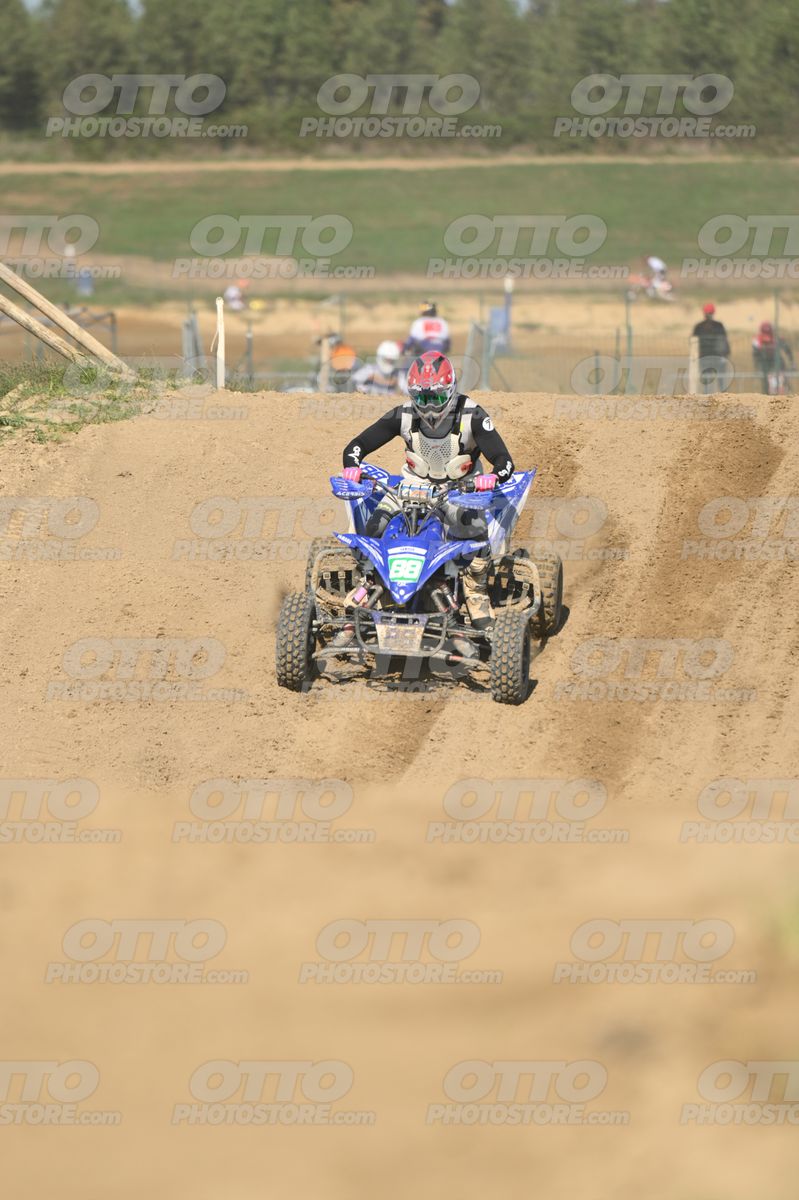 QUAD BLU 88 · DSH_1517