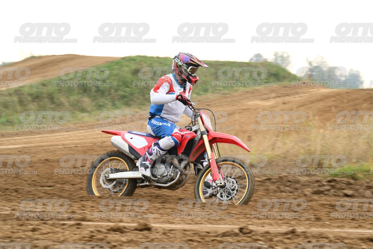 HONDA CRF - White Red Blue Honda Suite · DSH_1552