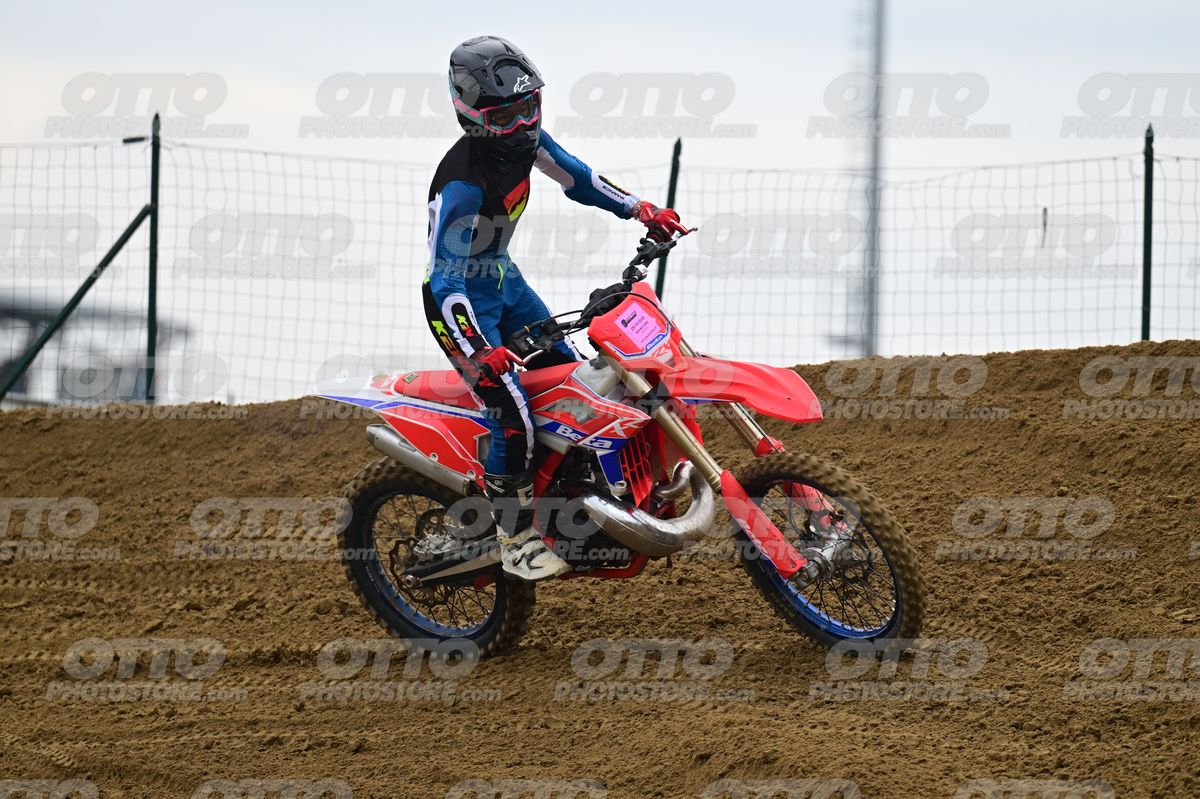0 - KTM RED WHITE - WHITE BLACK SUITE (WHITE BLACK HELMET) · DSH_1619