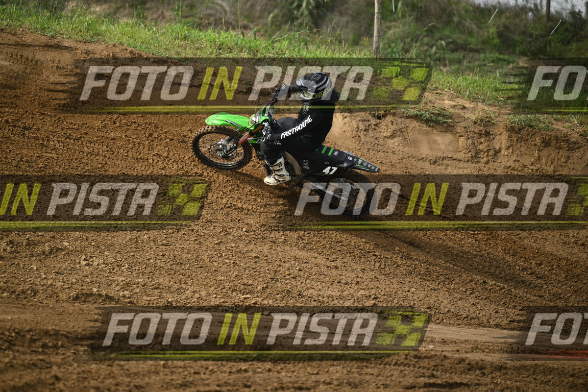 47 · DSH_1628