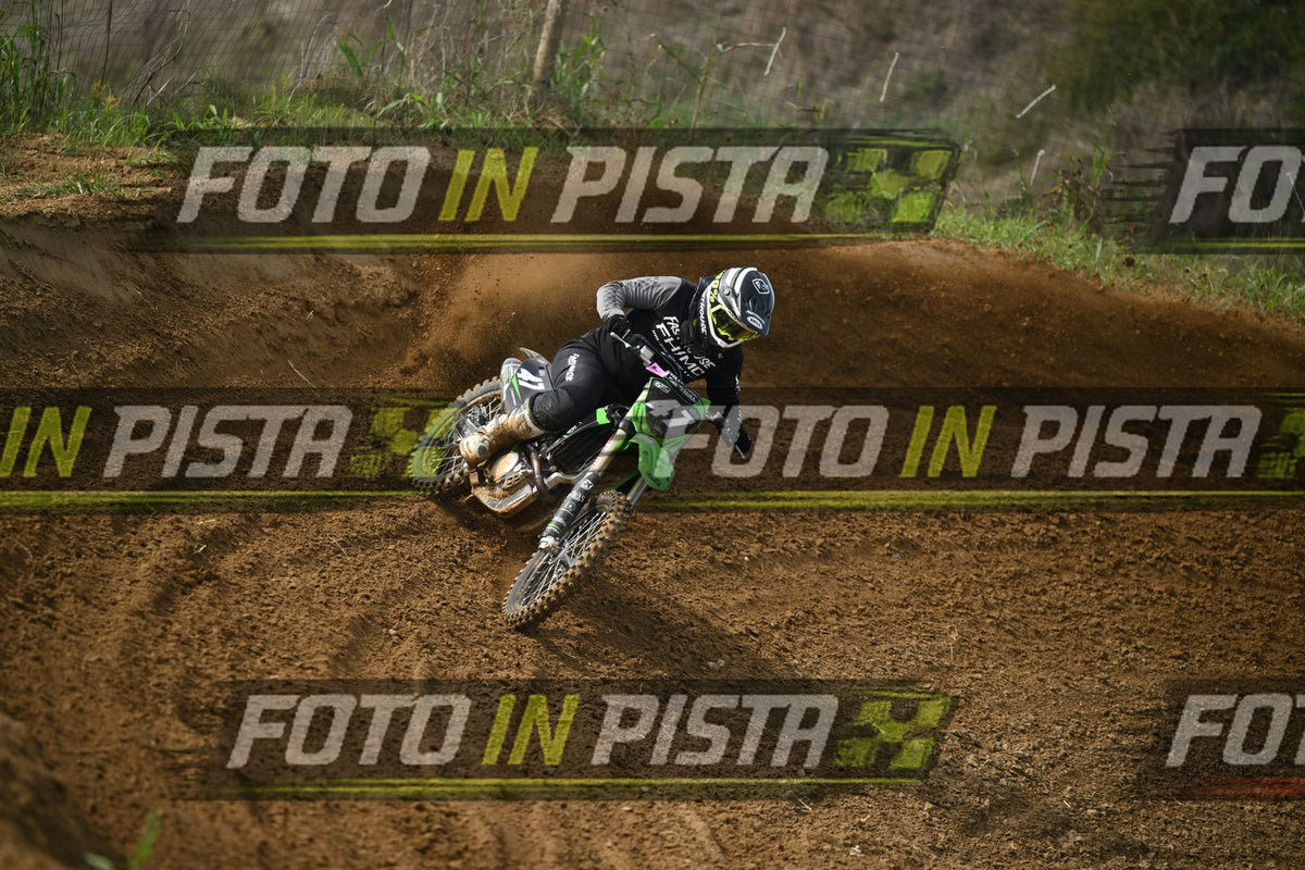 47 · DSH_1637