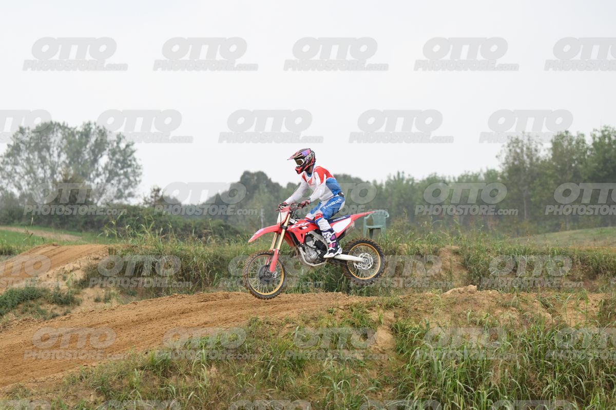 HONDA CRF - White Red Blue Honda Suite · DSH_1664