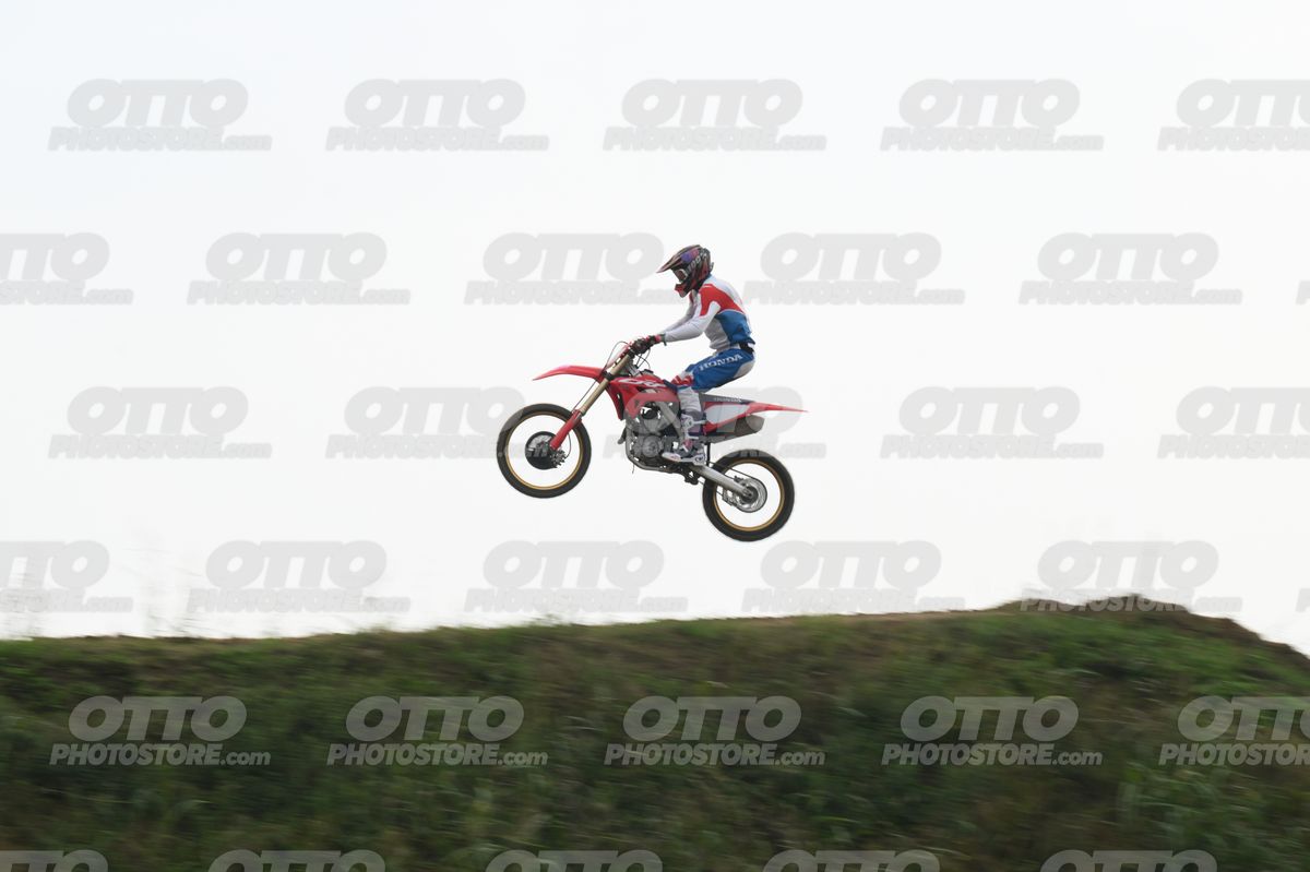 HONDA CRF - White Red Blue Honda Suite · DSH_1695