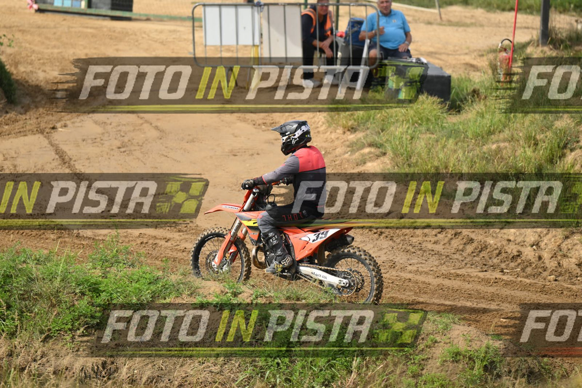39 · DSH_1767