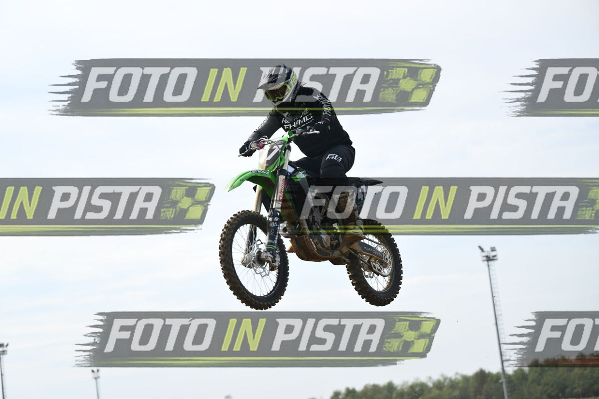 47 · DSH_1803