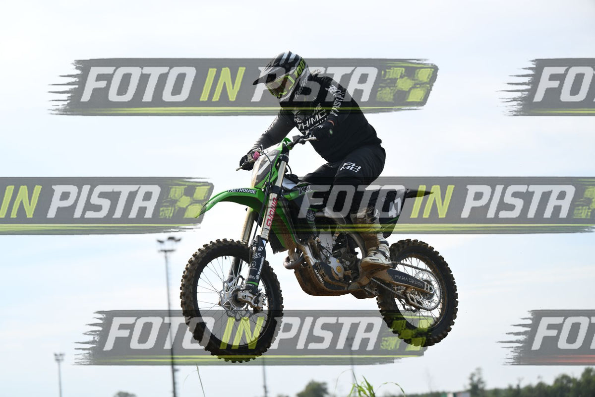 47 · DSH_1805