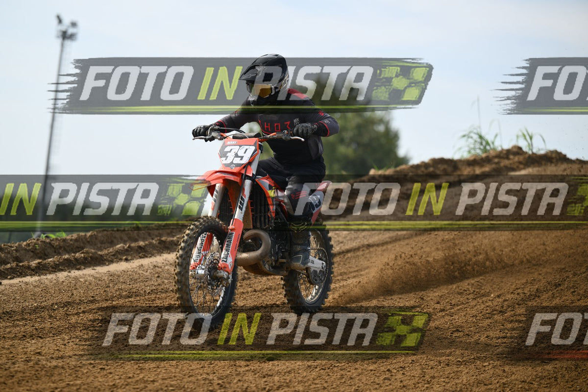 39 · DSH_1839