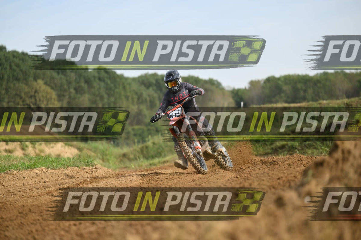 39 · DSH_1867