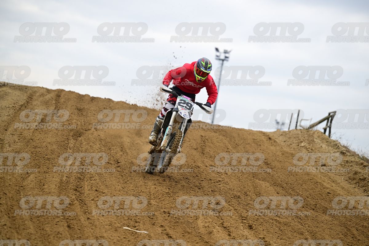 29 · DSH_1878