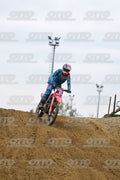 82 · DSH_1899