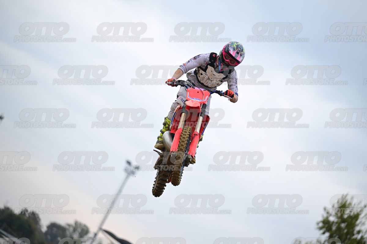 0 - HONDA WHITE RED - WHITE BLACK SUITE (BLACK PINK HELMET) · DSH_1910