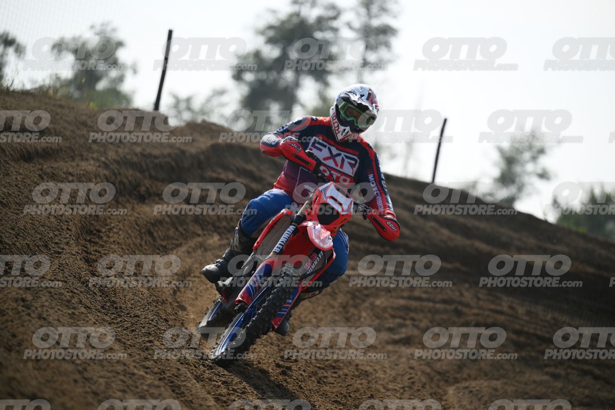 BETA RR RED WHITE BLUE - RED BLACK FXR SUIT WITH BLUE PANTS - WHITE RED HELMET WITH GREEN GOGGLES · DSH_2023