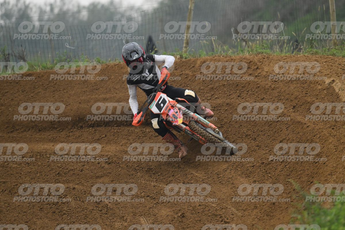 6 (KTM) · DSH_2046