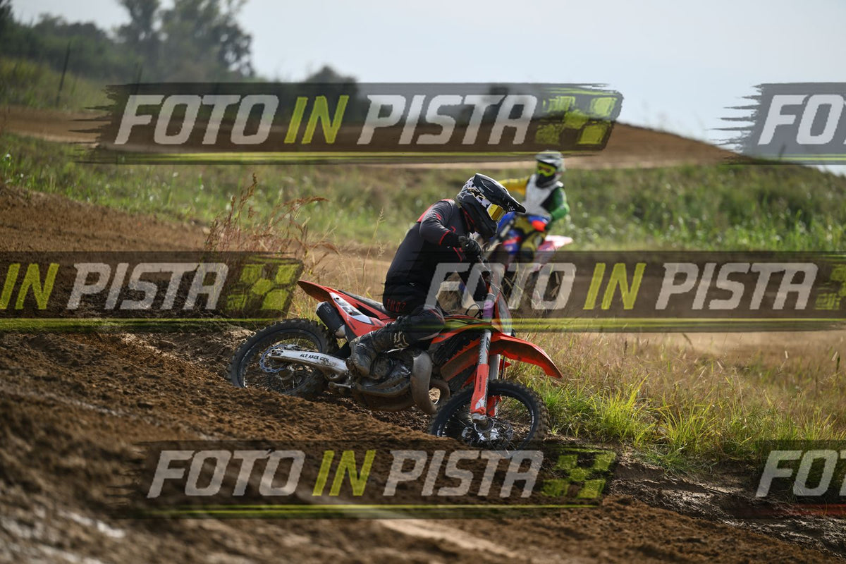 39 · DSH_2063