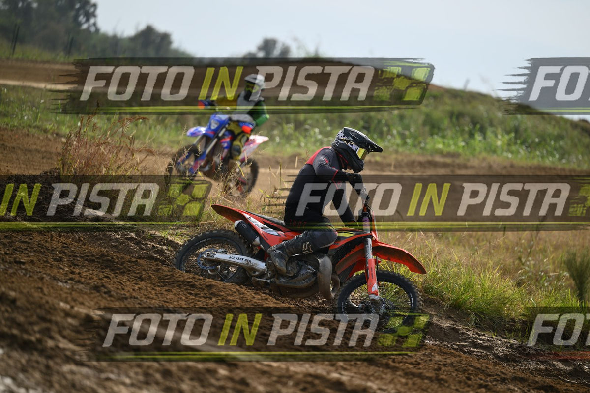 39 · DSH_2064