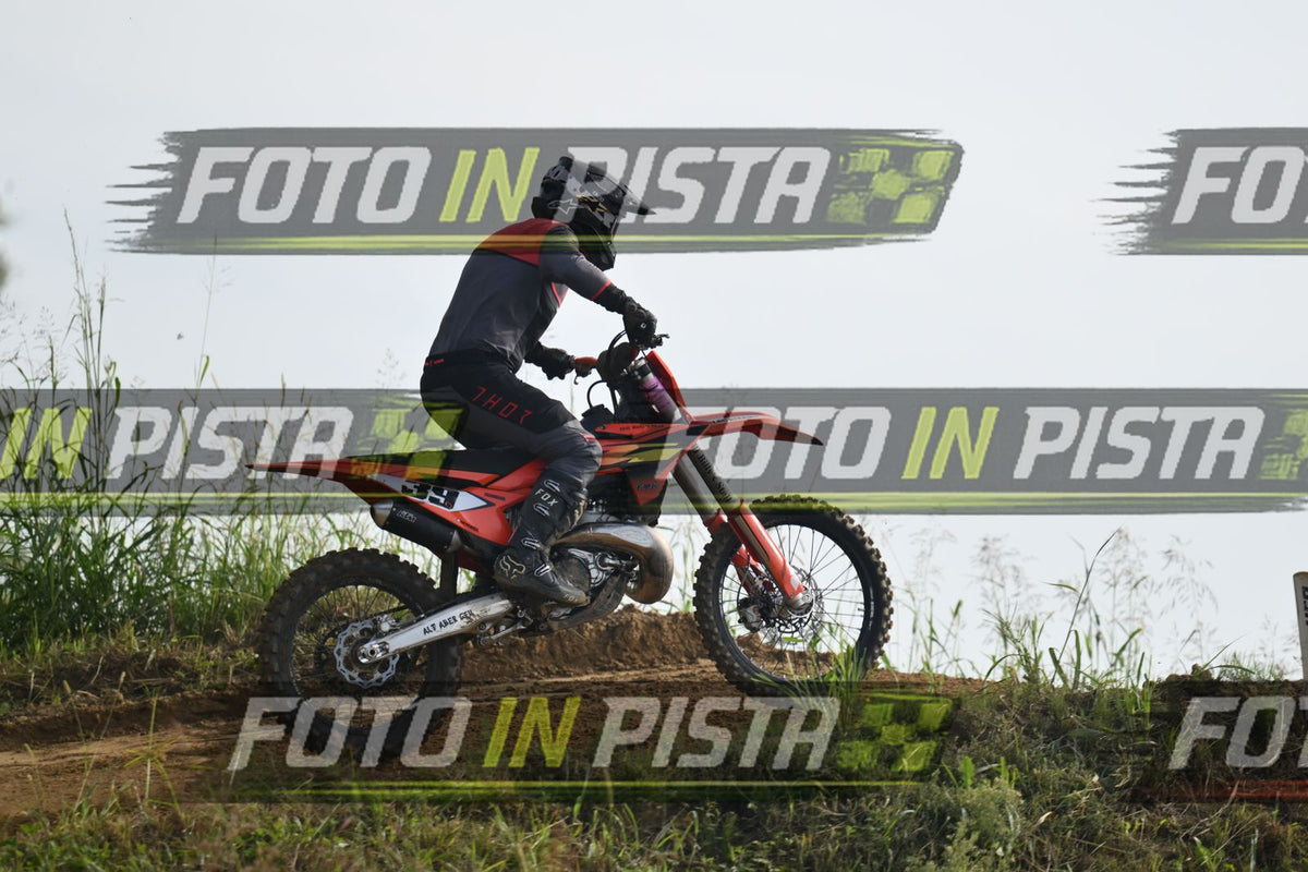 39 · DSH_2140