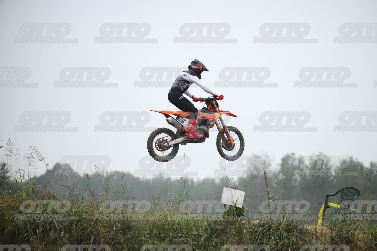 6 (KTM) · DSH_2160