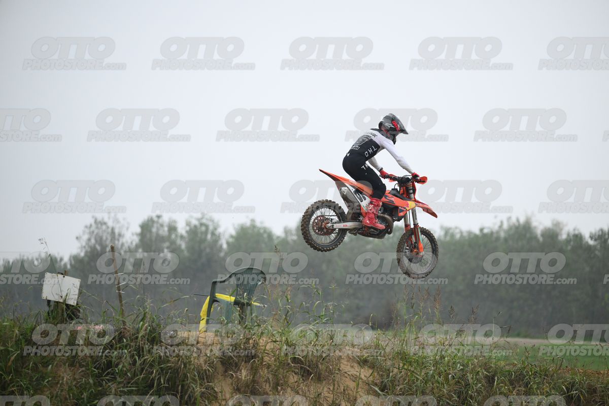 6 (KTM) · DSH_2162