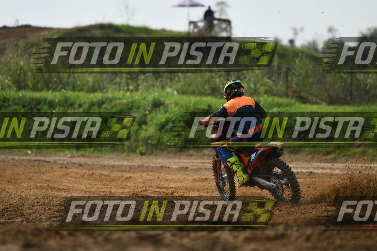 118 · DSH_2226