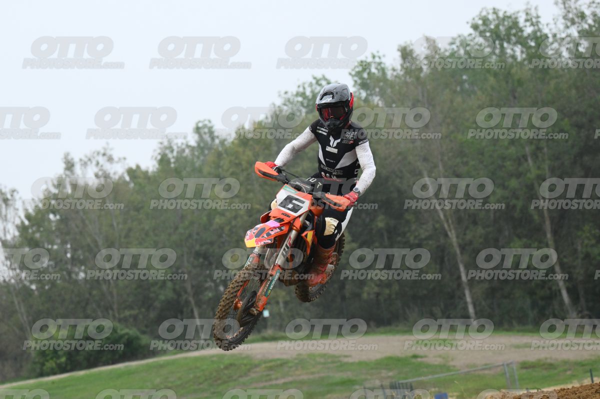 6 (KTM) · DSH_2239