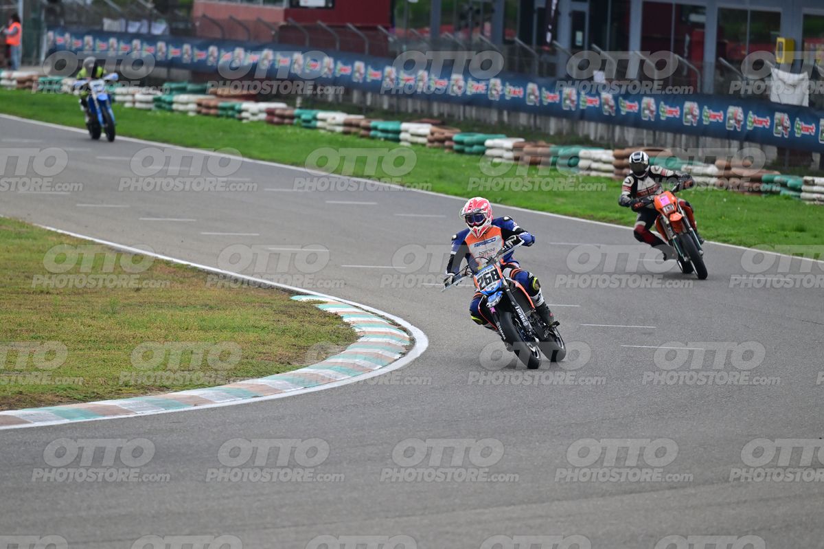 SUPERMOTO 268 · DSH_2270